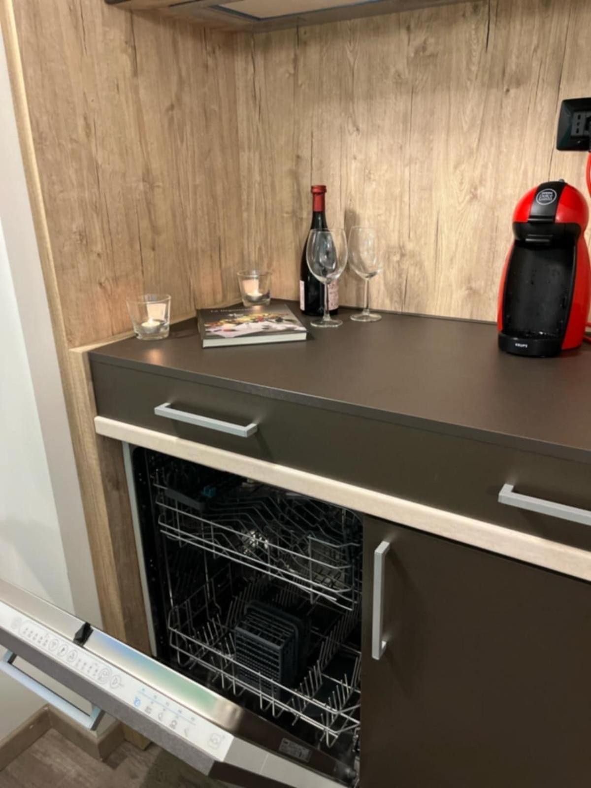Harmony Residence セルヴィーノ エクステリア 写真